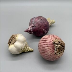 Vintage Ceramic Onion Garlic Figurines Set 3 Realistic Trompe l'Oeil Majolica